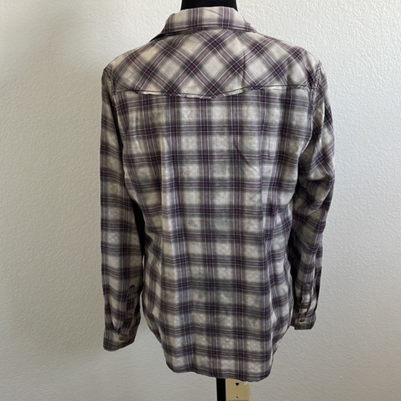 BlankNYC Plaid button Down Flannel Blouse 0020 - Picture 5 of 9